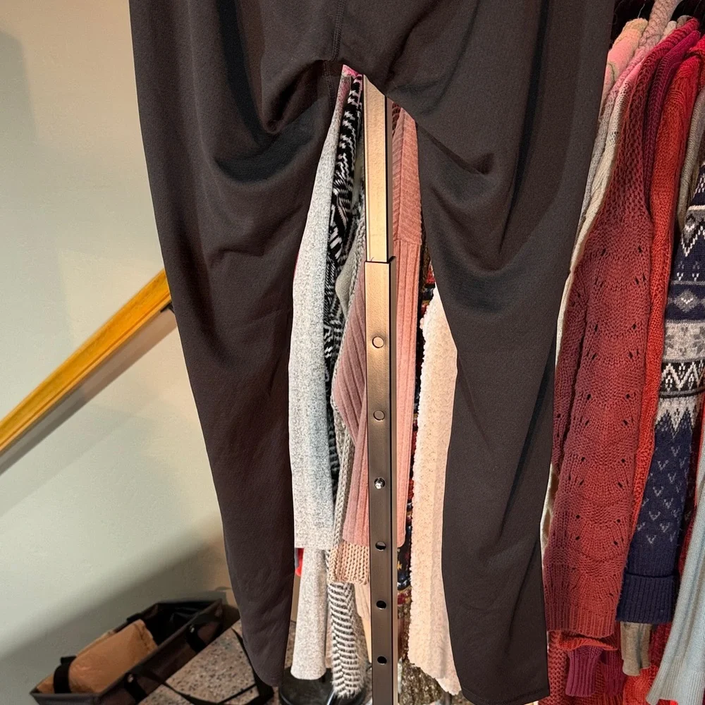The North Face Black Active Base Layer Legging Flashdry - Picture 6 of 6